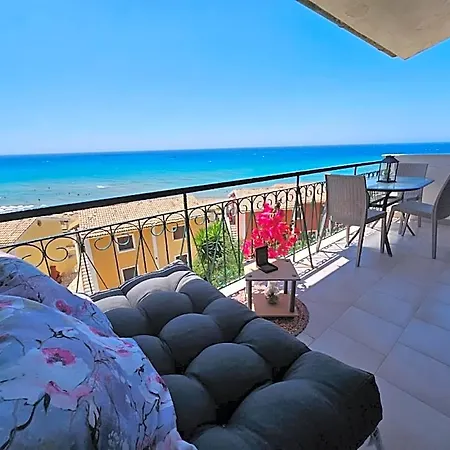 Standart 148 , Glyfada