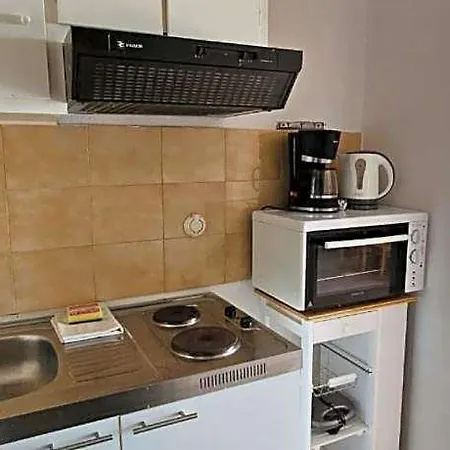 Standart 148 , Glyfada