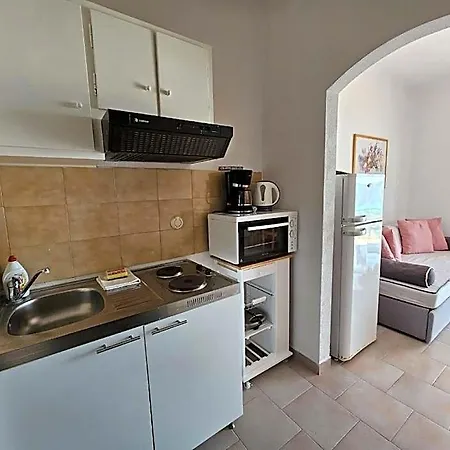 Standart 148 , Glyfada Otel 3*